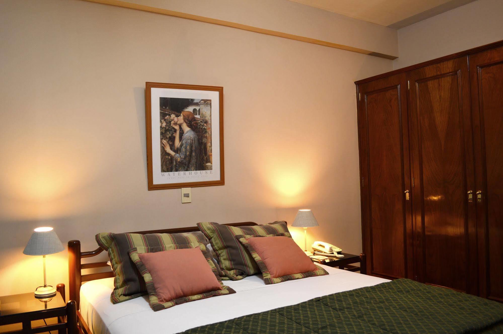 Aspen Hotel&Apart Asuncion Buitenkant foto