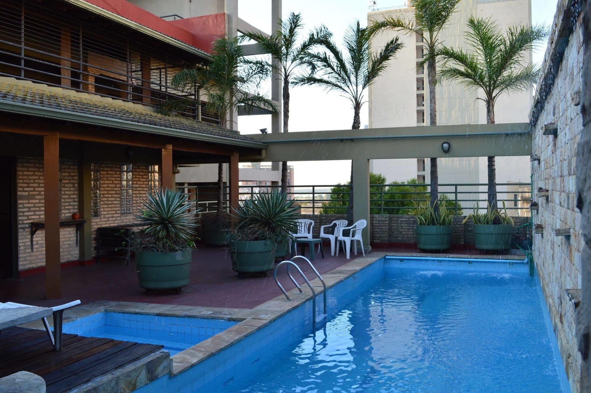 Aspen Hotel&Apart Asuncion Buitenkant foto
